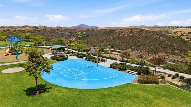 1332 Camino Carmelo, Chula Vista, CA 91913