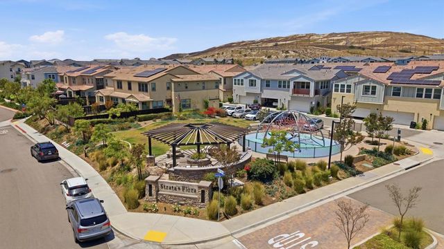 1332 Camino Carmelo, Chula Vista, CA 91913