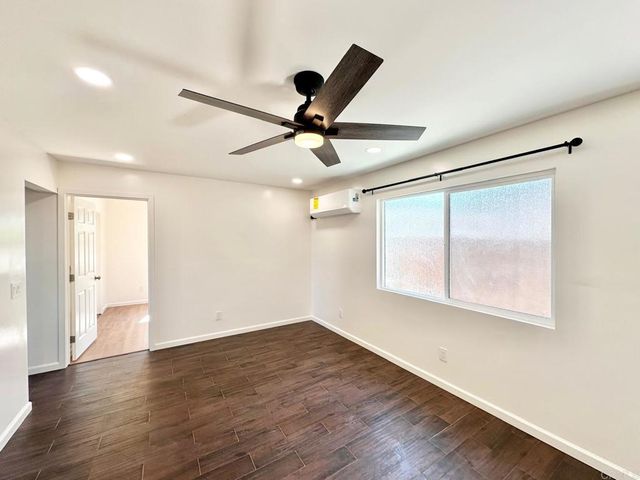 6961 Colorado Ave, La Mesa, CA 91942