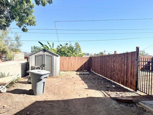 6961 Colorado Ave, La Mesa, CA 91942