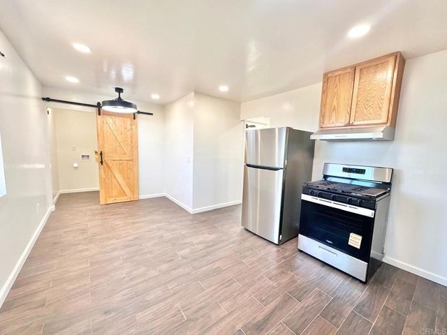 6961 Colorado Ave, La Mesa, CA 91942