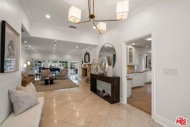 9023 Alto Cedro Drive, Beverly Hills, CA 90210