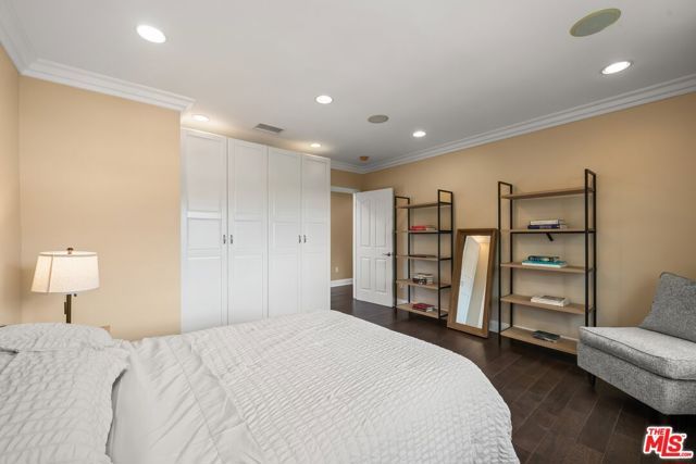 9023 Alto Cedro Drive, Beverly Hills, CA 90210