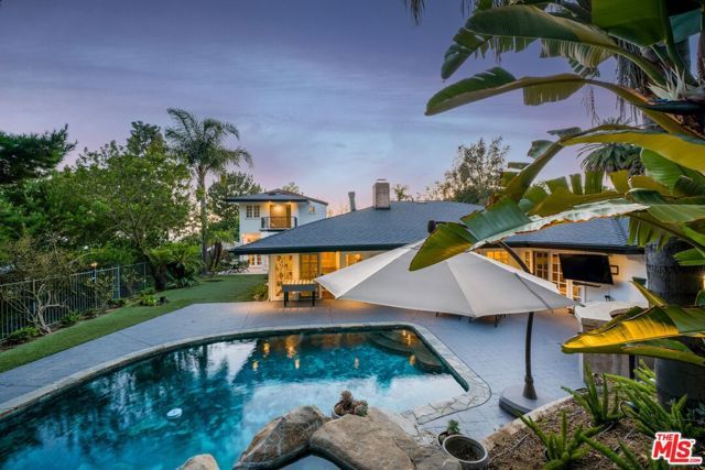 9023 Alto Cedro Drive, Beverly Hills, CA 90210