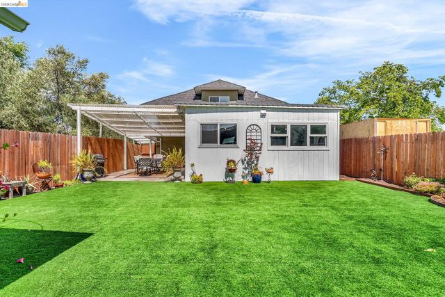 2350 W Shell Ave., Martinez, CA 94553