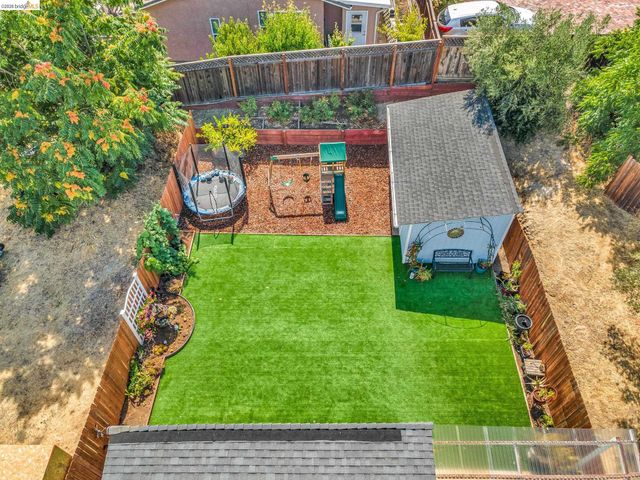 2350 W Shell Ave., Martinez, CA 94553