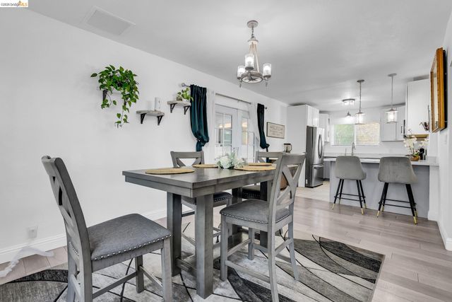2350 W Shell Ave., Martinez, CA 94553