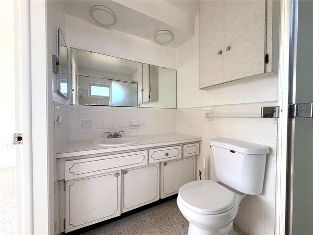 523 MILWAUKEE AVENUE, Dunedin, FL 34698