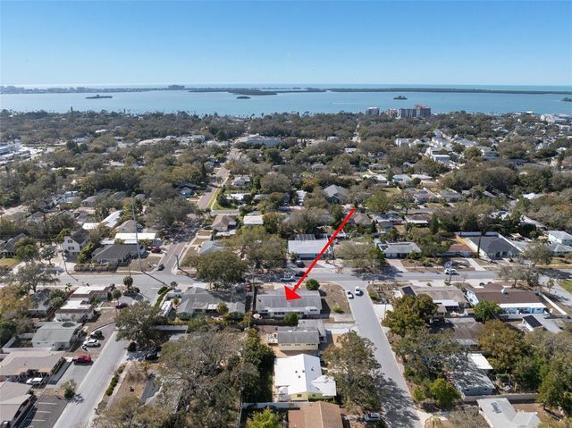 523 MILWAUKEE AVENUE, Dunedin, FL 34698