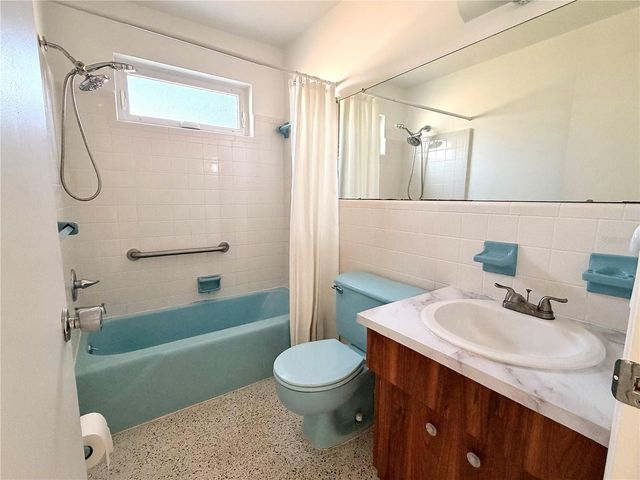 523 MILWAUKEE AVENUE, Dunedin, FL 34698