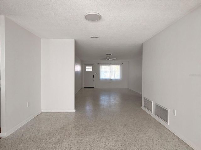 523 MILWAUKEE AVENUE, Dunedin, FL 34698