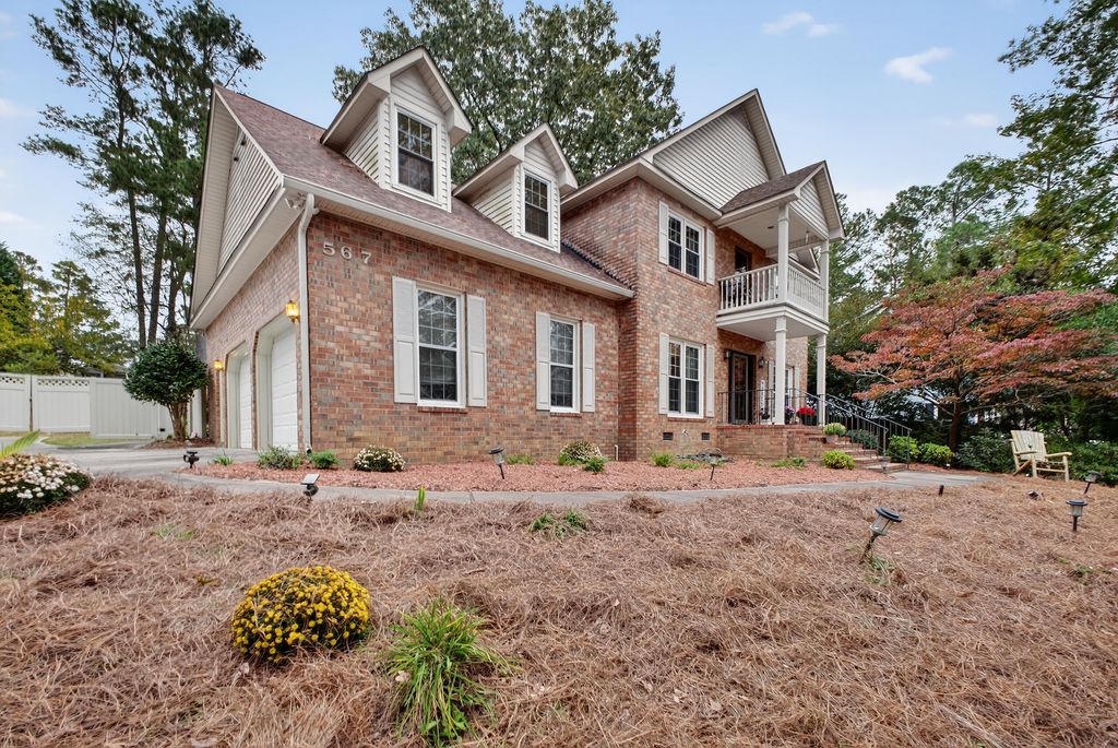 567 Lakeside Drive, Aiken, SC 29803