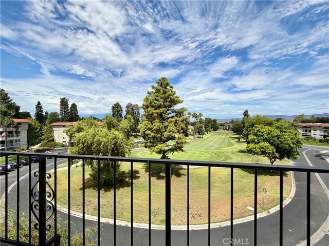 2385 Via Mariposa W 3C, Laguna Woods, CA 92637