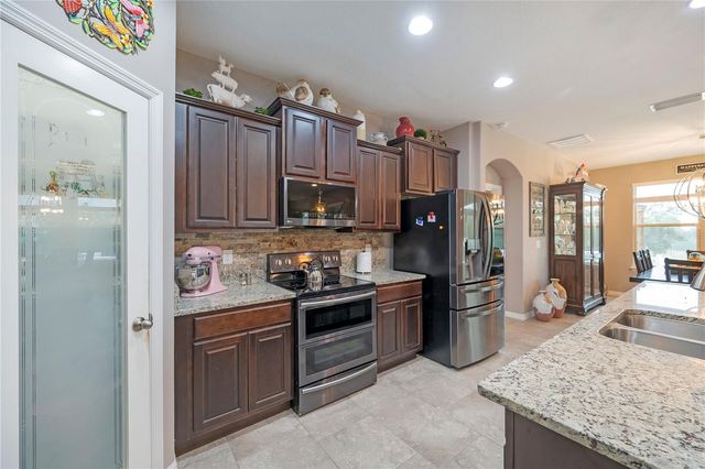 2265 BELLA LUNA CIRCLE, Lakeland, FL 33810