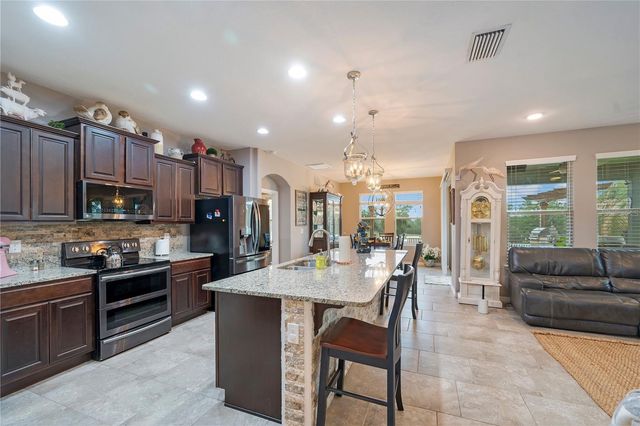 2265 BELLA LUNA CIRCLE, Lakeland, FL 33810