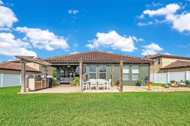 2265 BELLA LUNA CIRCLE, Lakeland, FL 33810
