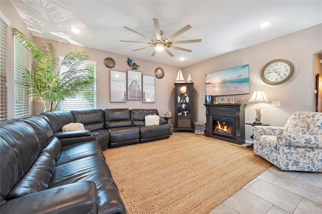 2265 BELLA LUNA CIRCLE, Lakeland, FL 33810