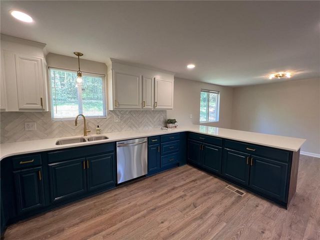 5757 Fieldstone Drive, Lithonia, GA 30038