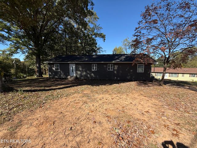 100 N Walker Lane, Oak Ridge, TN 37830