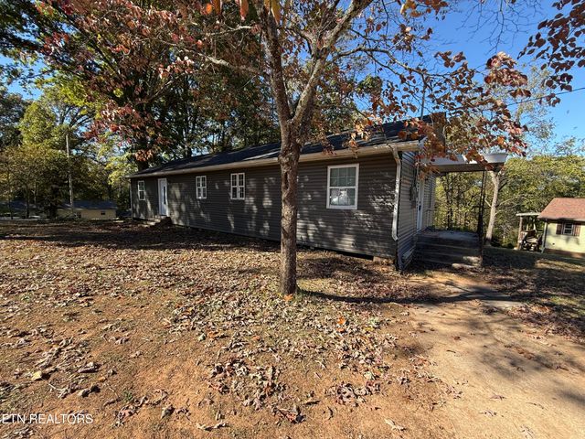 100 N Walker Lane, Oak Ridge, TN 37830