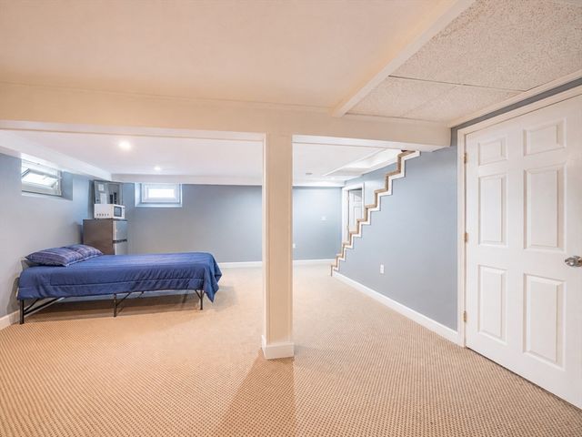 176 Reservoir Ave, Revere, MA 02151