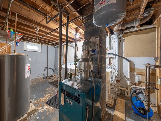 176 Reservoir Ave, Revere, MA 02151