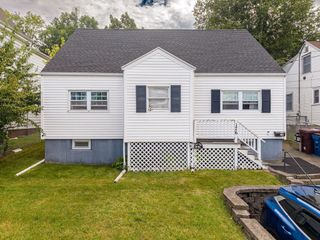 176 Reservoir Ave, Revere, MA 02151