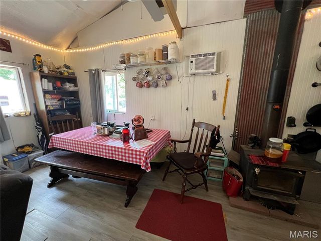 366 Ripley 142E-16, Doniphan, MO 63935