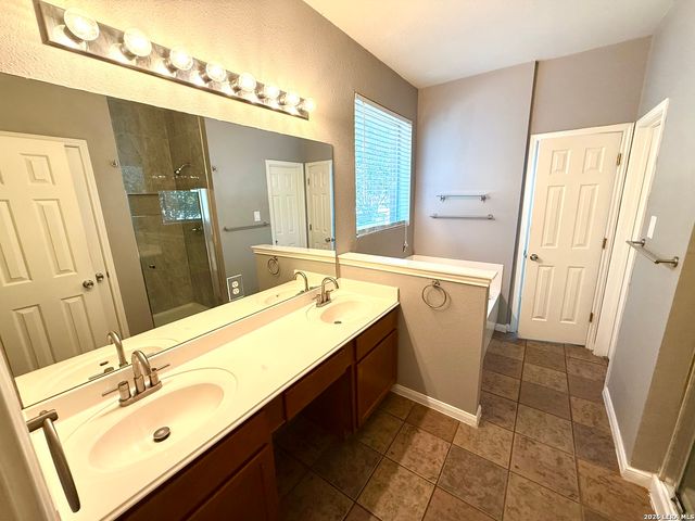 807 WINDHURST, San Antonio, TX 78258