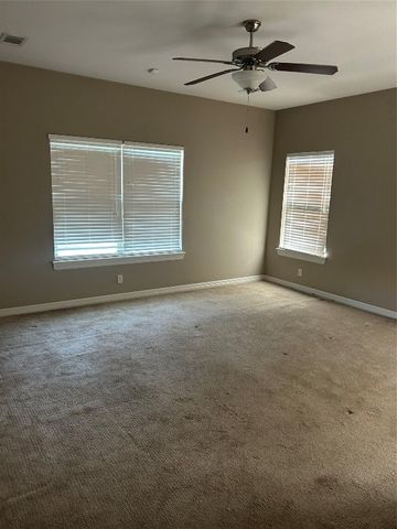 702 Bison, Enid, OK 73701