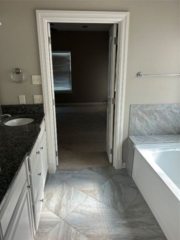 702 Bison, Enid, OK 73701