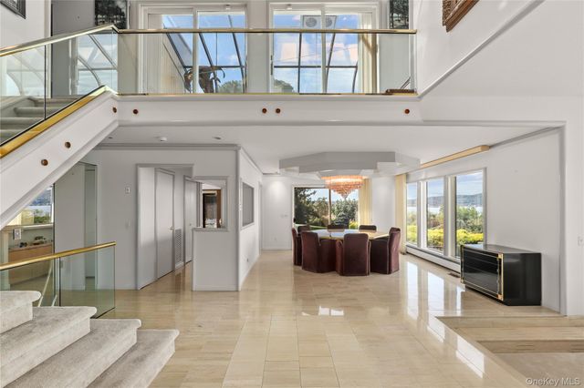 43 Matthiessen Park N, Irvington, NY 10533