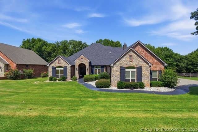 13994 S Hudson Avenue, Bixby, OK 74008