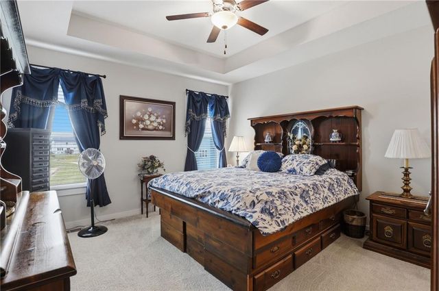 10611 N Holly Street, Kansas City, MO 64155