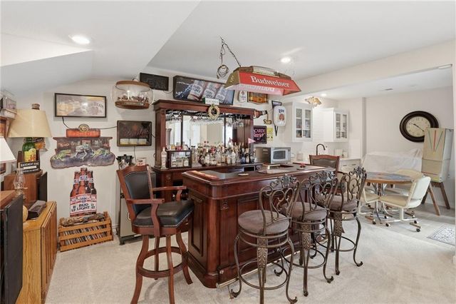 10611 N Holly Street, Kansas City, MO 64155