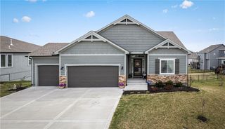 10611 N Holly Street, Kansas City, MO 64155