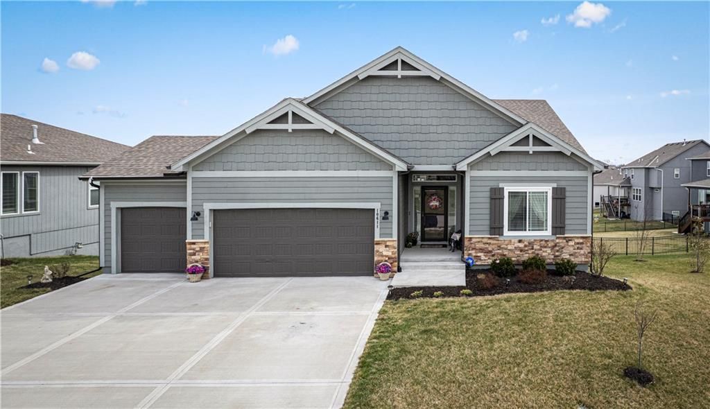 10611 N Holly Street, Kansas City, MO 64155