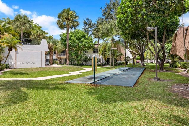 8261 SW 128th Street 207, Pinecrest, FL 33156