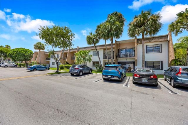 8261 SW 128th Street 207, Pinecrest, FL 33156