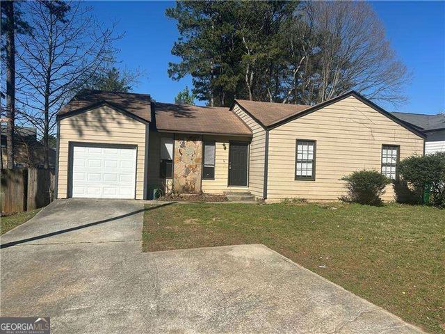 2039 Corners Circle, Lithonia, GA 30058