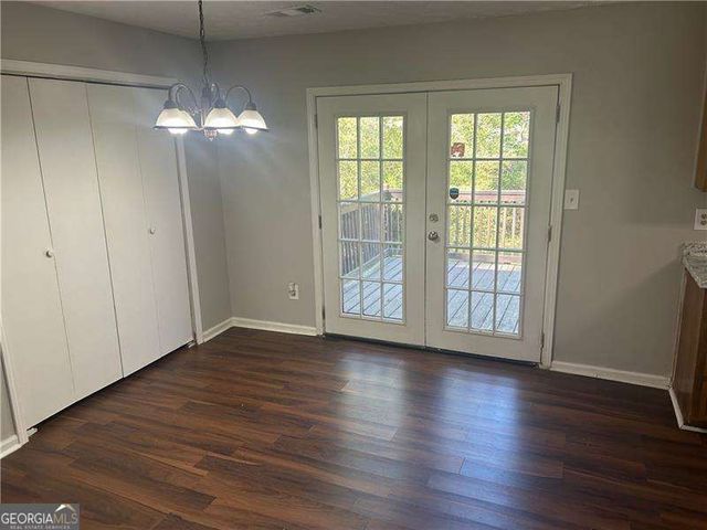 2039 Corners Circle, Lithonia, GA 30058