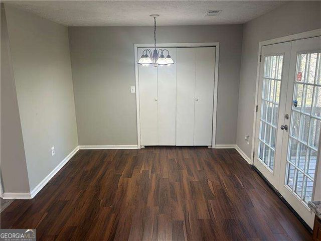 2039 Corners Circle, Lithonia, GA 30058