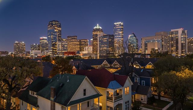 2305 Worthington Street 216, Dallas, TX 75204