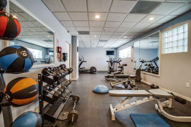 2305 Worthington Street 216, Dallas, TX 75204