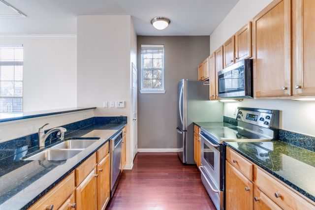 2305 Worthington Street 216, Dallas, TX 75204