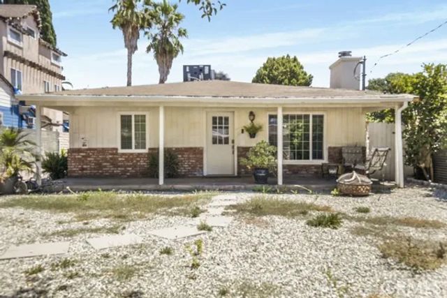 7434 Nestle, Reseda, CA 91335