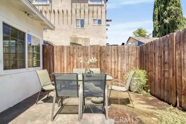 7434 Nestle, Reseda, CA 91335