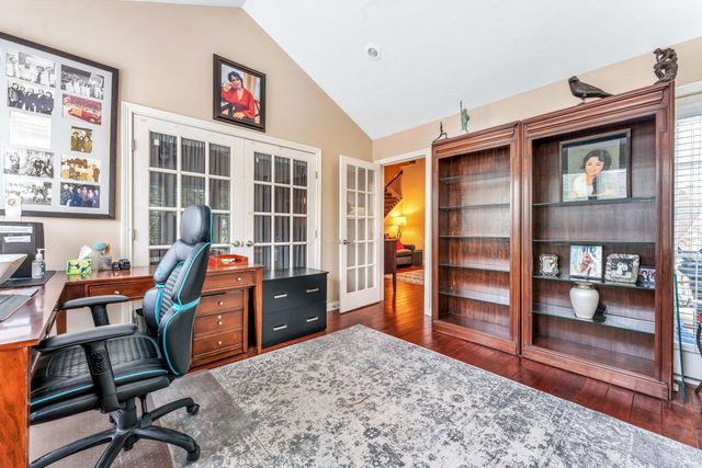 5039 Calais Drive, Columbus, OH 43221
