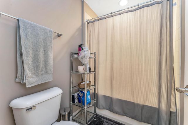 5039 Calais Drive, Columbus, OH 43221