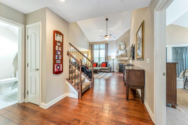 5039 Calais Drive, Columbus, OH 43221